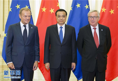 李克强与欧洲理事会主席图斯克、欧盟委员会主席容克共同主持第十八次中国欧盟