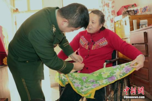 推进家庭困难残疾儿童青少年12年免费教育