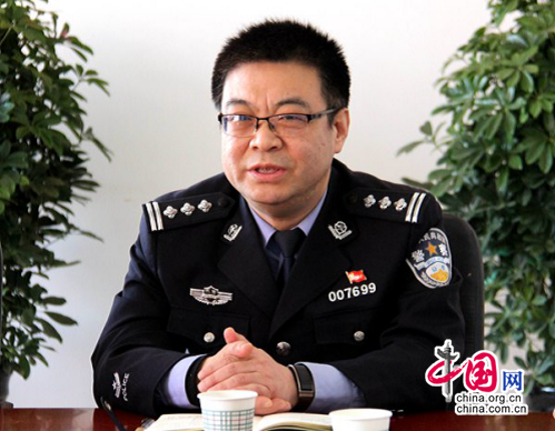 陕西富平公安：追赶超越共努力 警营花开别样红