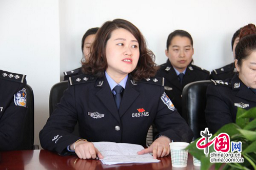 陕西富平公安：追赶超越共努力 警营花开别样红