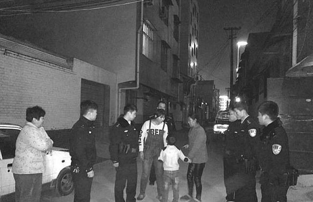 韩城一男童随外婆遛弯时迷路 警民合力送回家