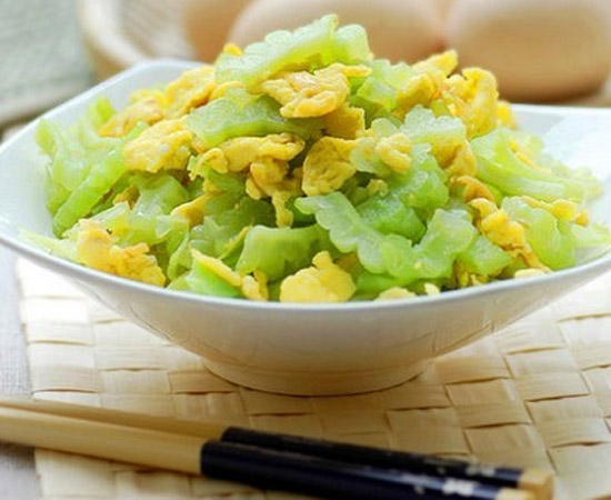 苦瓜炒蛋