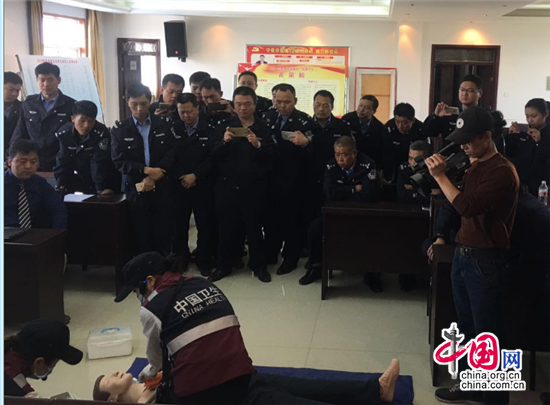 咸阳高交大队举办现场急救常识和健康知识讲座