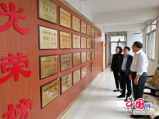 西安临潼区纪委书记胡广乐到法院调研指导工作