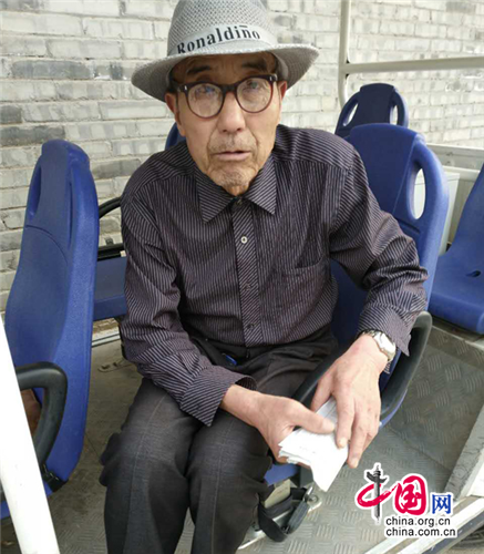 陕西一古稀老人景区走失 蓝田民警助力团圆