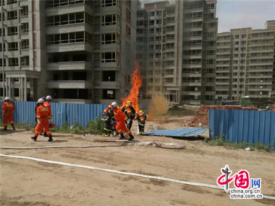 陕西户县公安进校园宣传消防安全