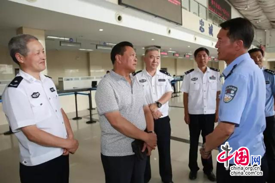 西藏自治区公安厅交警总队来渭南开展警务交流