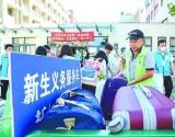 海事大学里有位退役老兵，义务为学生服务还资助贫困生
