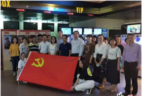 上海市闵行区退役军人事务局组织观看电影《长津湖》