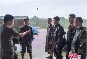 福州市：抢险救灾、灾后重建，驻榕部队官兵闻令出击