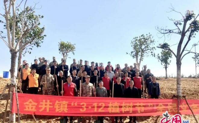 军民共建：晋江市开展2024年“绿在晋江 美在军营”军民义务植树活动