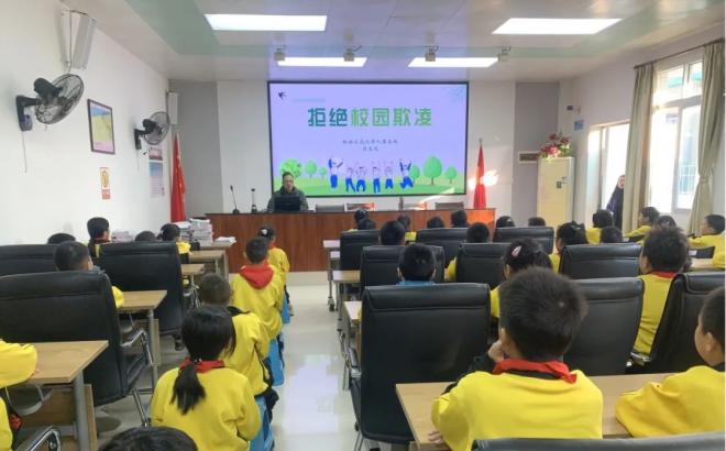 江门新会：老兵讲堂进校园 “思政+法治”教育润童心