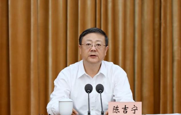上海市双拥模范表彰会议举行