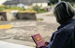 上海市松江烈士陵园走访抗美援朝烈士家属，挖掘珍贵红色史料