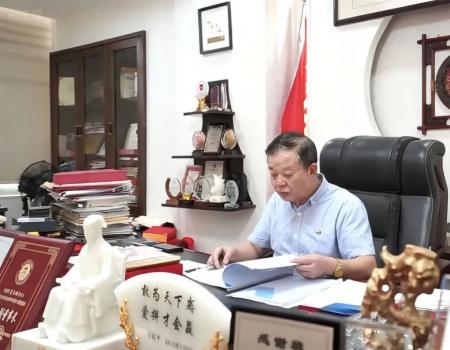 “兵支书”苏良磁：让梧山村“靓”起来、百姓富起来