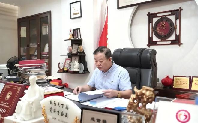 “兵支书”苏良磁：让梧山村“靓”起来、百姓富起来