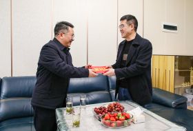 贵州省福泉市：吴义宁率队开展春节走访慰问