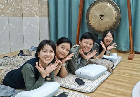 巾帼绽芳华，拥军暖人心 泉州开展多彩活动庆 “三八”