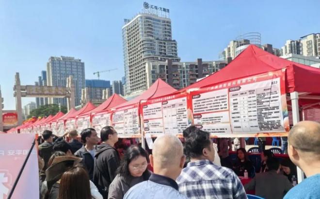 蓬江区“南粤春暖”招聘会：为退役军人及随军家属铺就就业新路