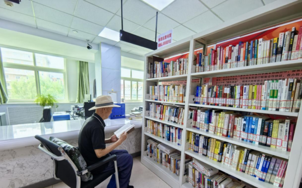 退役军人服务中心联合区图书馆打造“戎光书角”公益阅读阵地