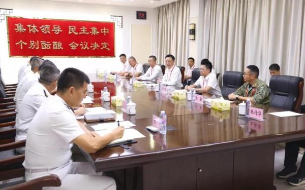 三亚市“八一”拥军慰问团走访慰问驻市部队官兵